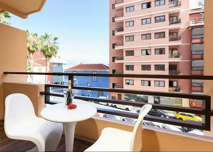 Centrico Y Elegante En 아파트 *