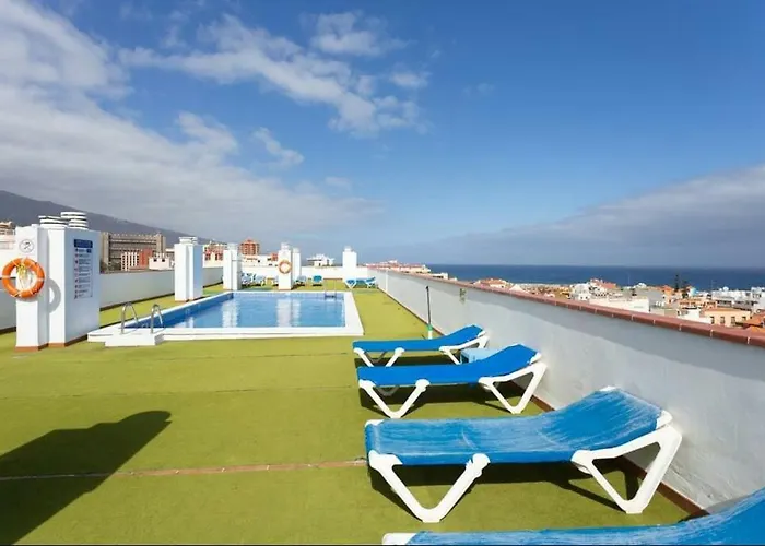 Centrico Y Elegante En *