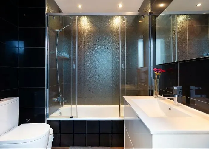 Centrico Y Elegante En 아파트 *